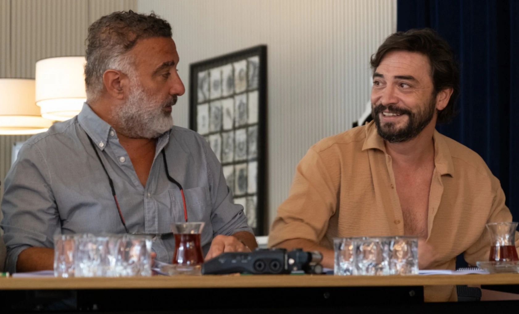 Efsane filminin bol kahkahalı okuma provası