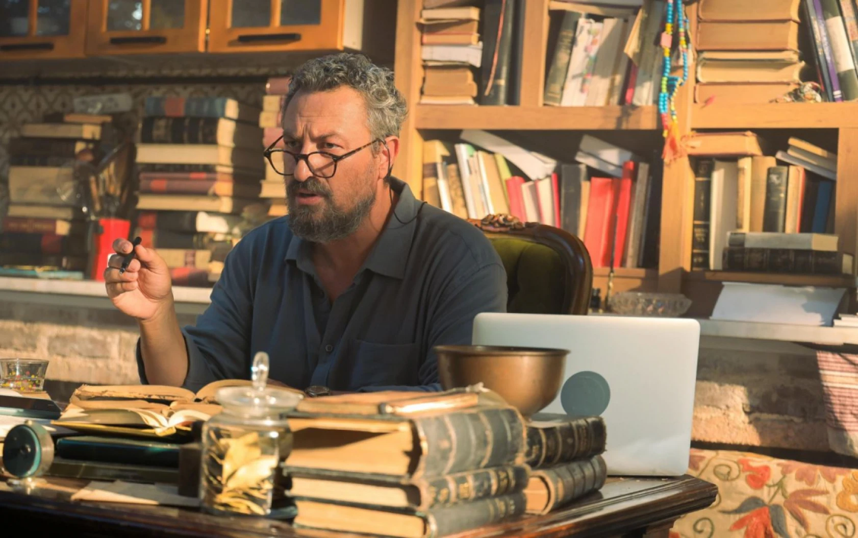 Deha dizisi setinden ilk kareler geldi