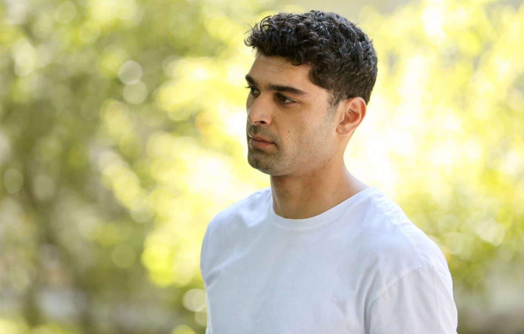 Suna büyük sırrı gizlemek için her şeyi göze alıyor