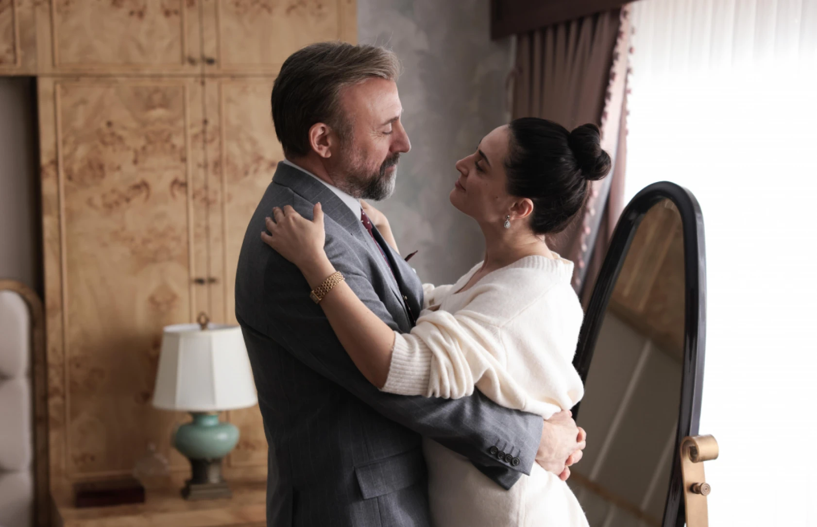 Kral Kaybederse 1. bölüm özeti ve fotoğrafları yayınlandı