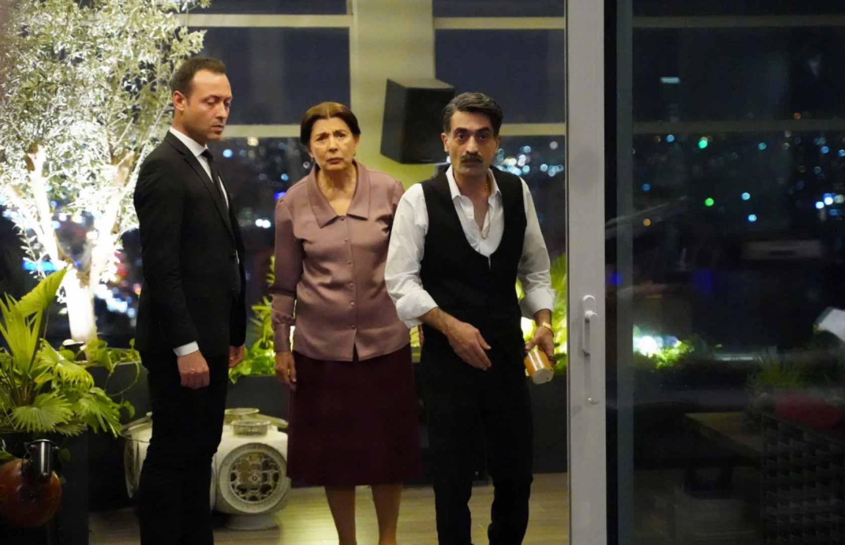 Yalı Çapkını'nda Seyran ve Ferit'in karar anı