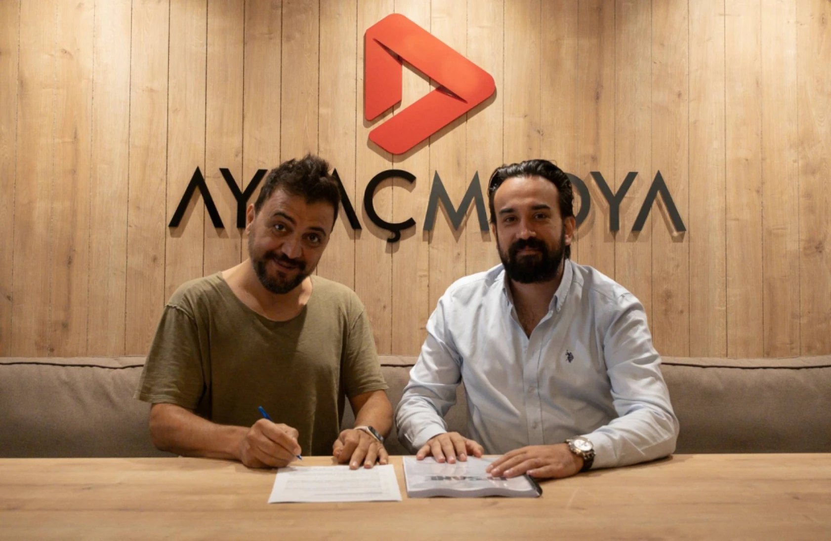 Ahmet Kural'lı 'Efsane' filmi geliyor