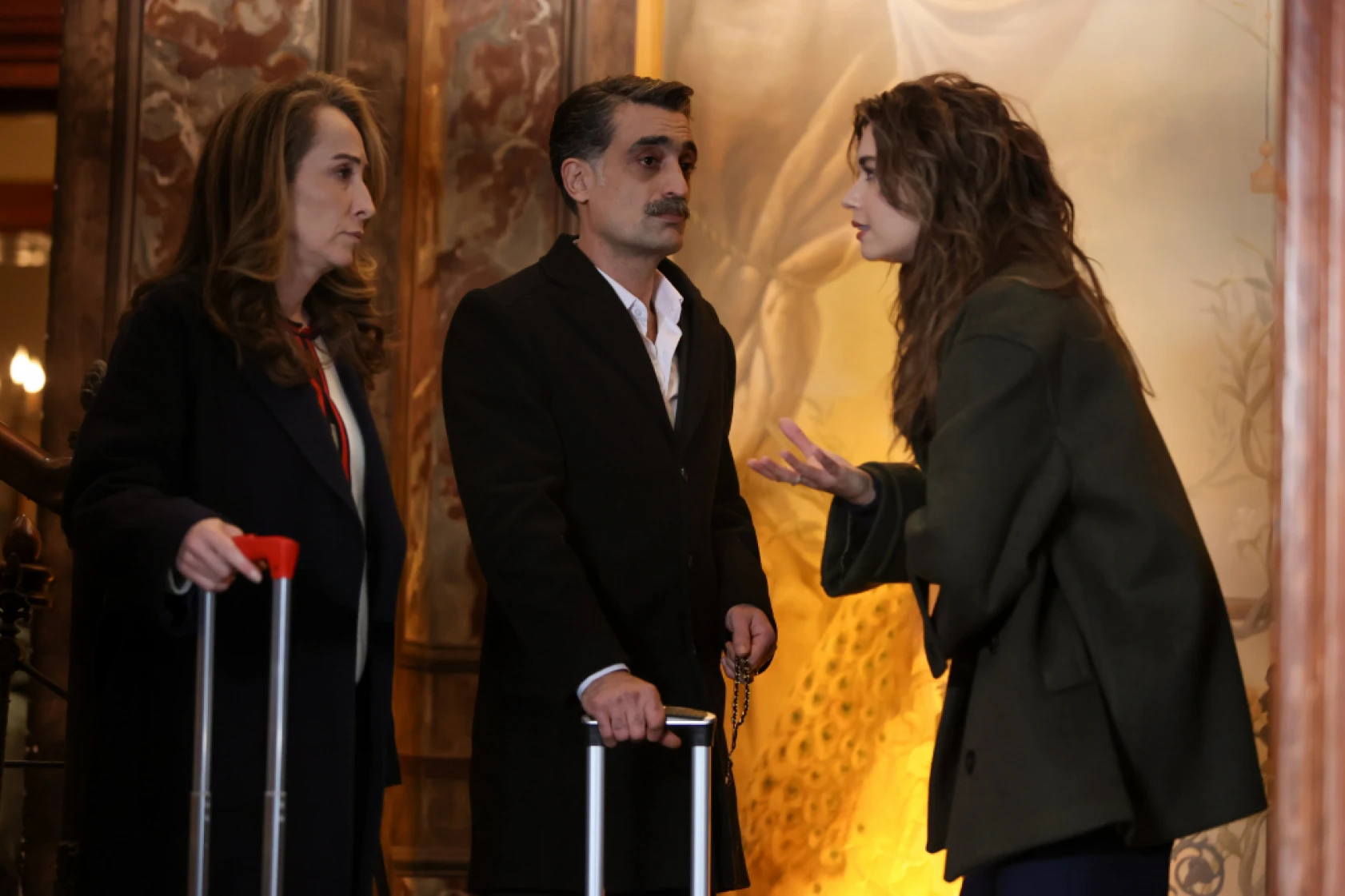 Yalı Çapkını'nda tehlikeli oyun