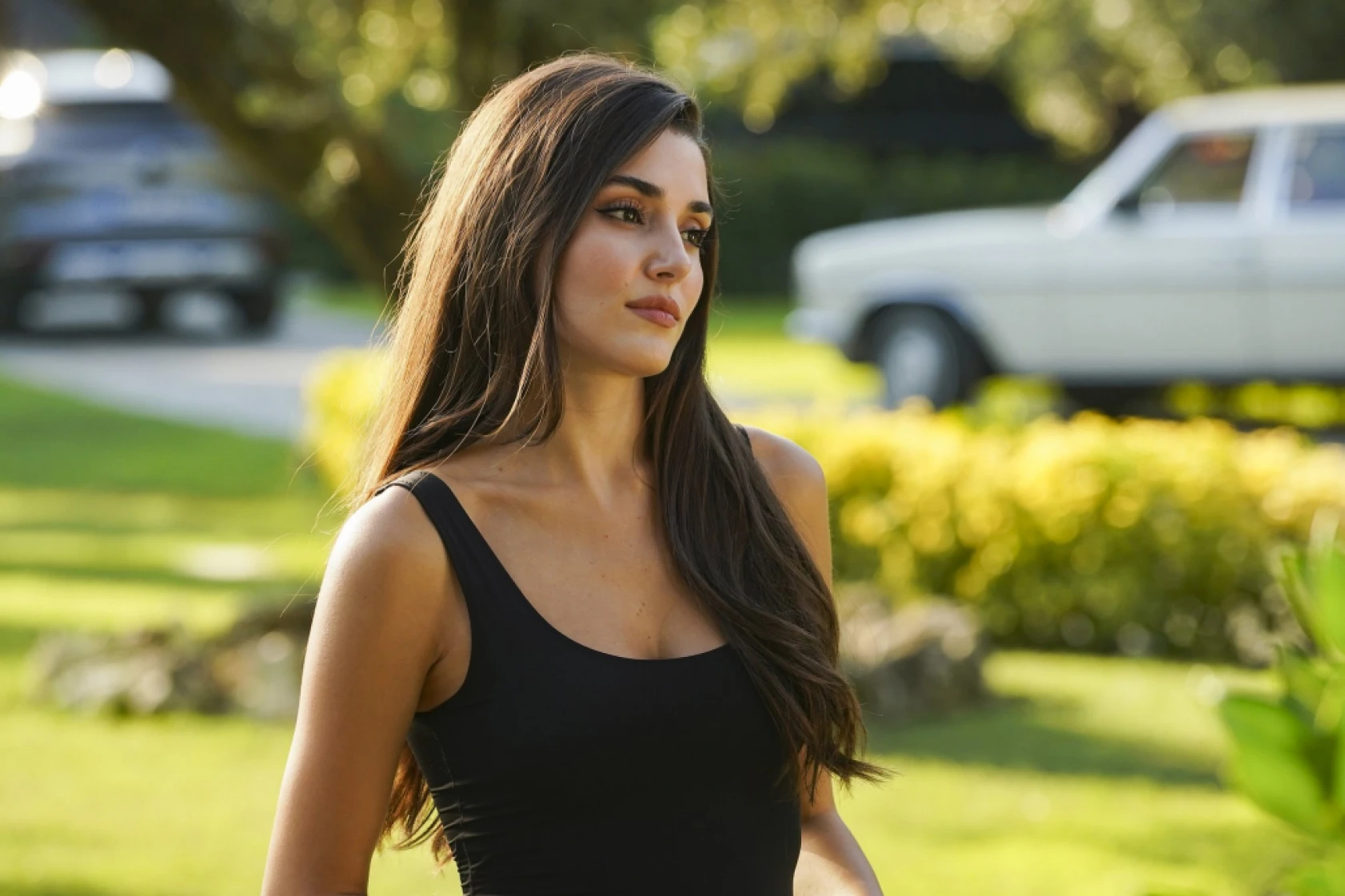 Bambaşka Biri dizisinden ilk kareler yayınlandı