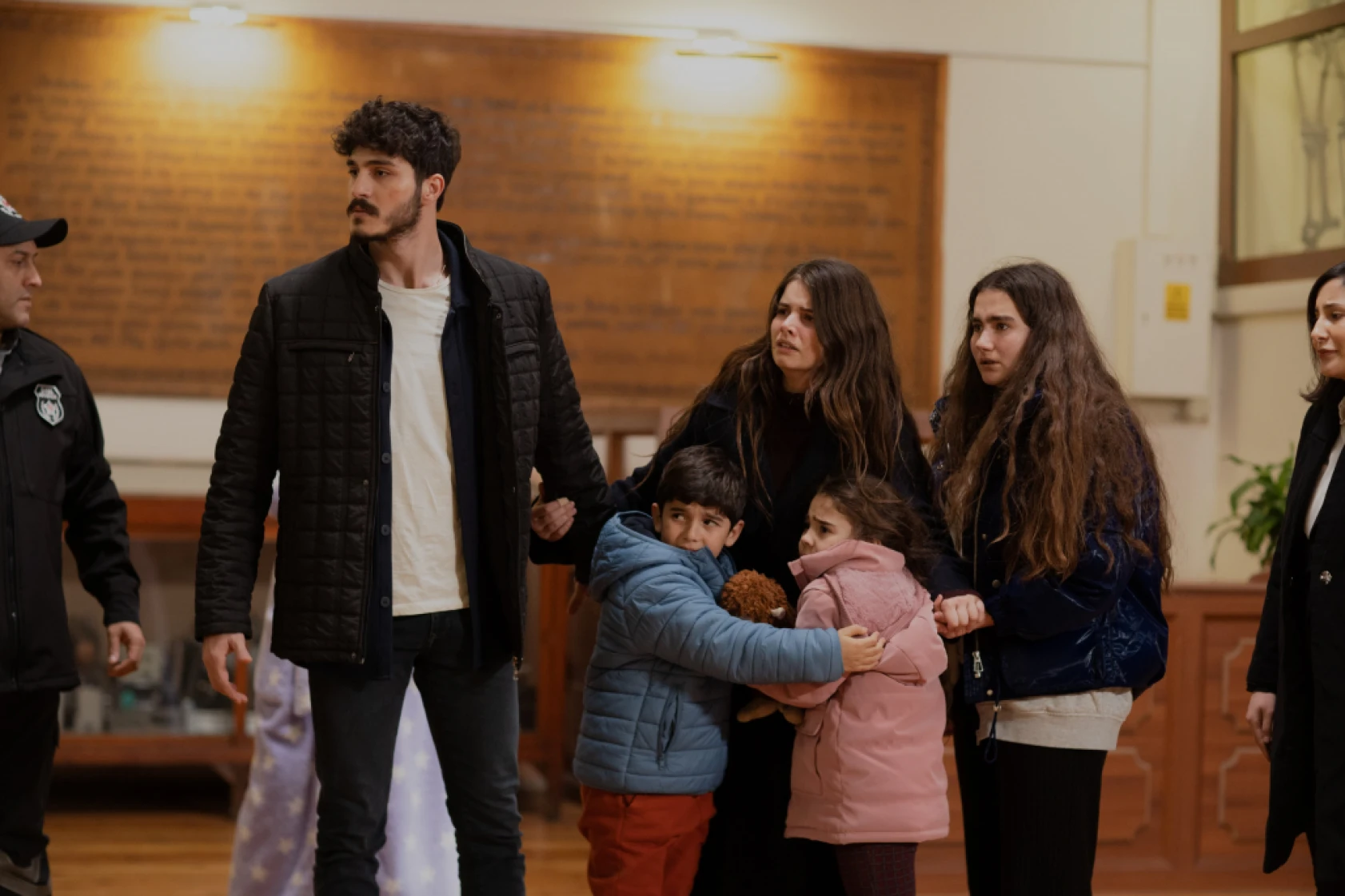 Sahipsizler'de Azize'nin büyük fedakarlığı