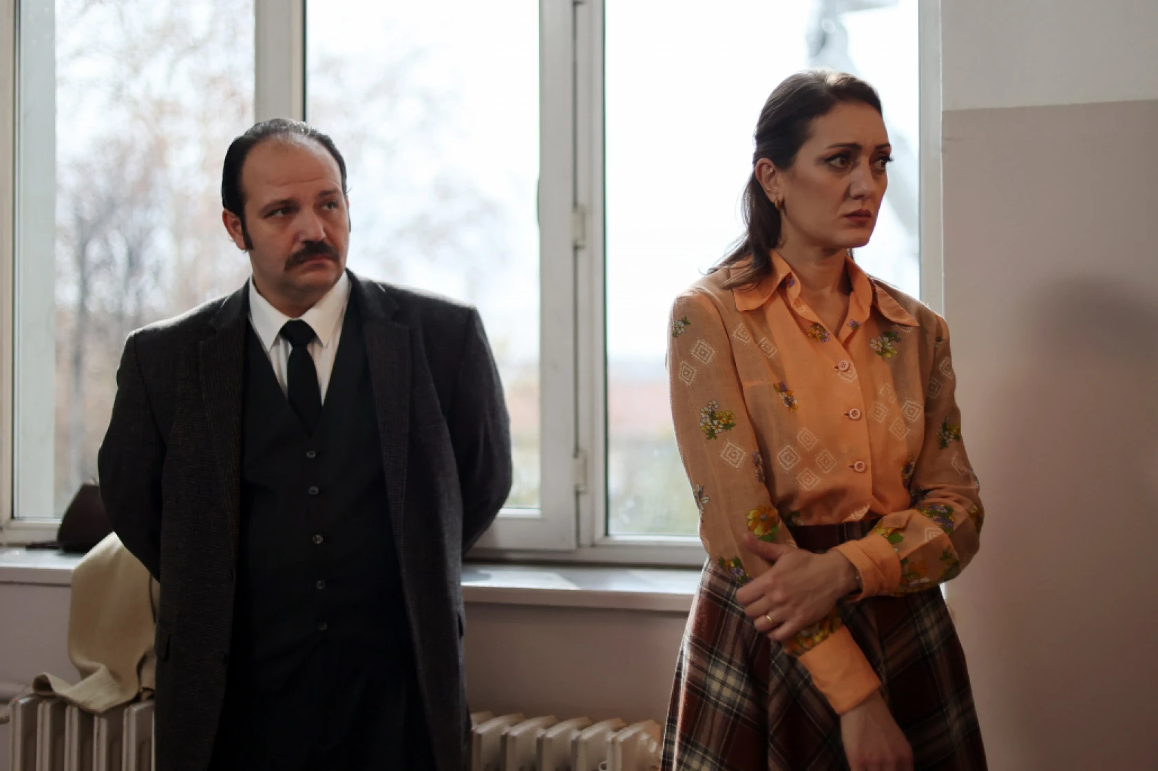 Sen Ağlama İstanbul'da Şehrazat, Ferhat'ı kurtarmak için hayatını feda eder