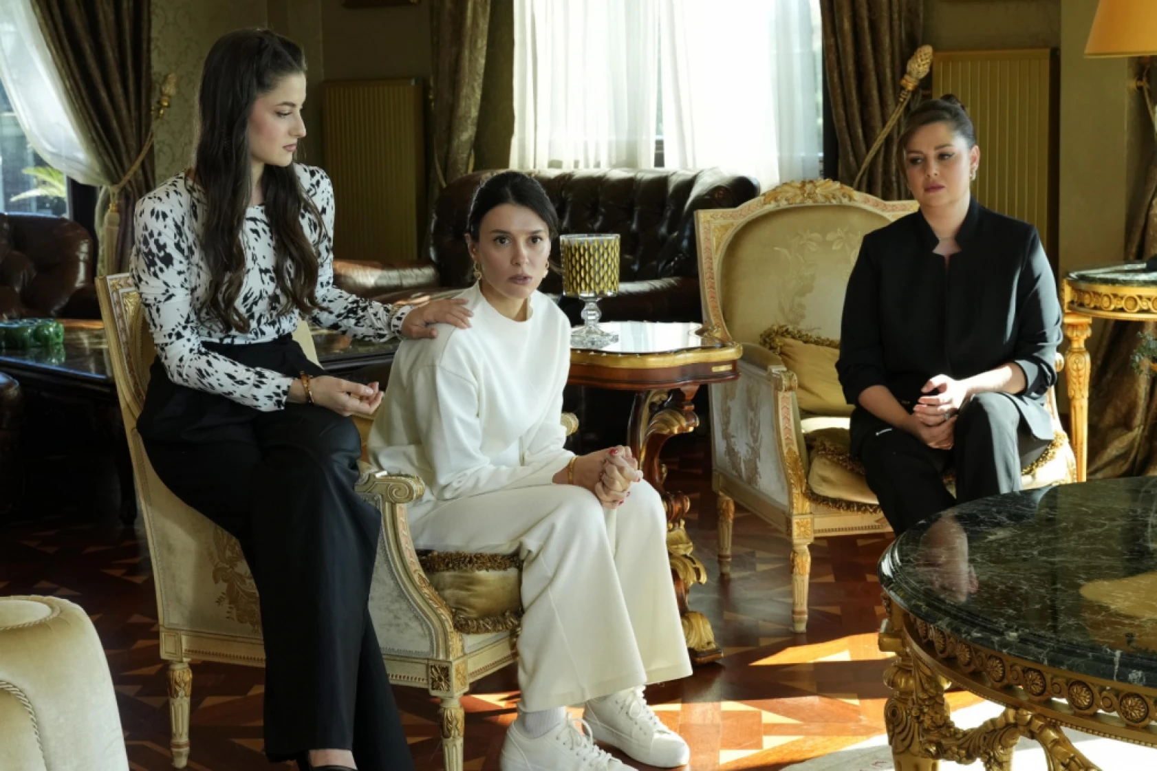 Yalı Çapkını'nda Ferit'in zor seçimi