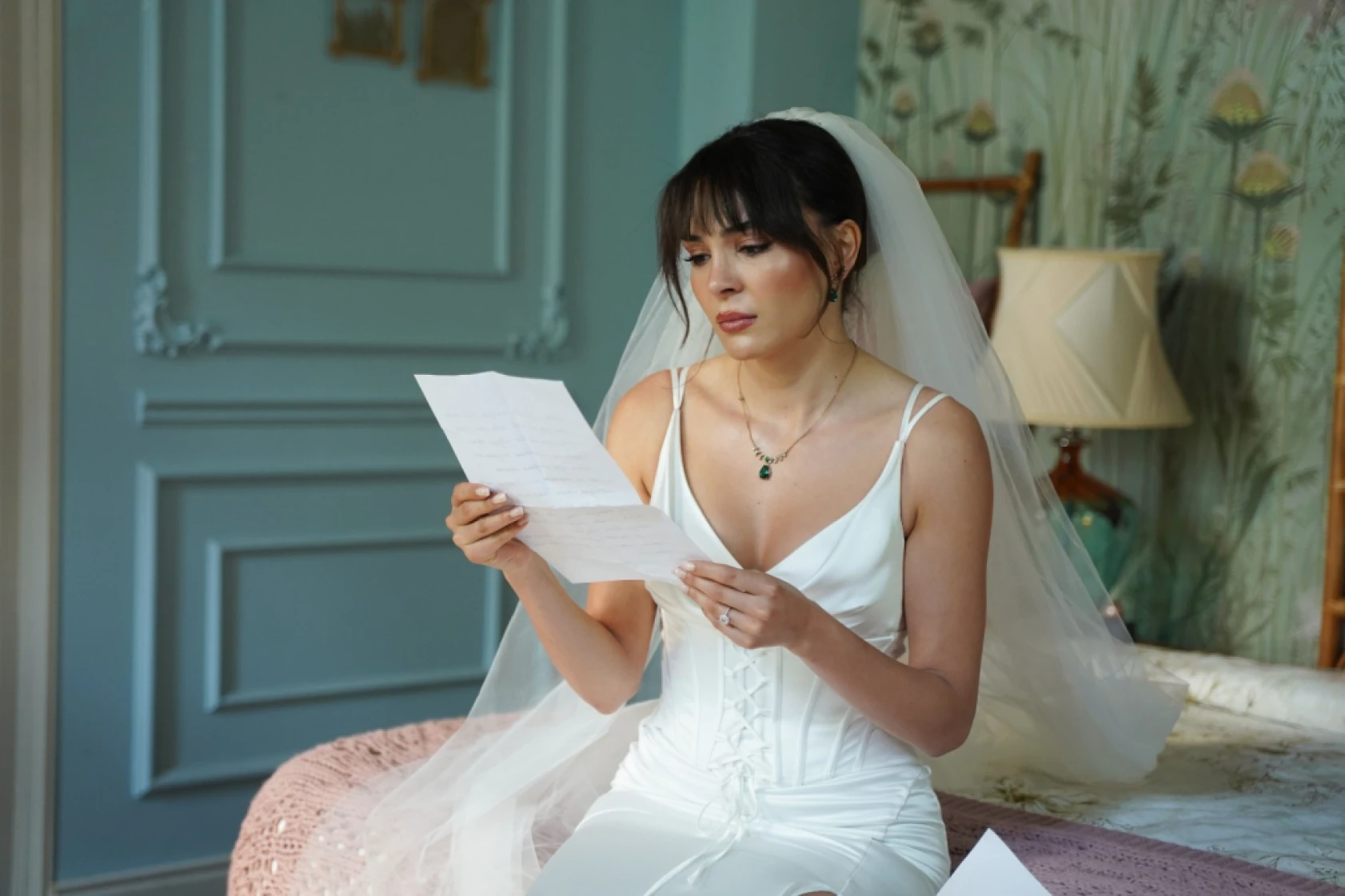 Yüz Yıllık Mucize'de Harika, Kemal'le bağlarını koparıyor