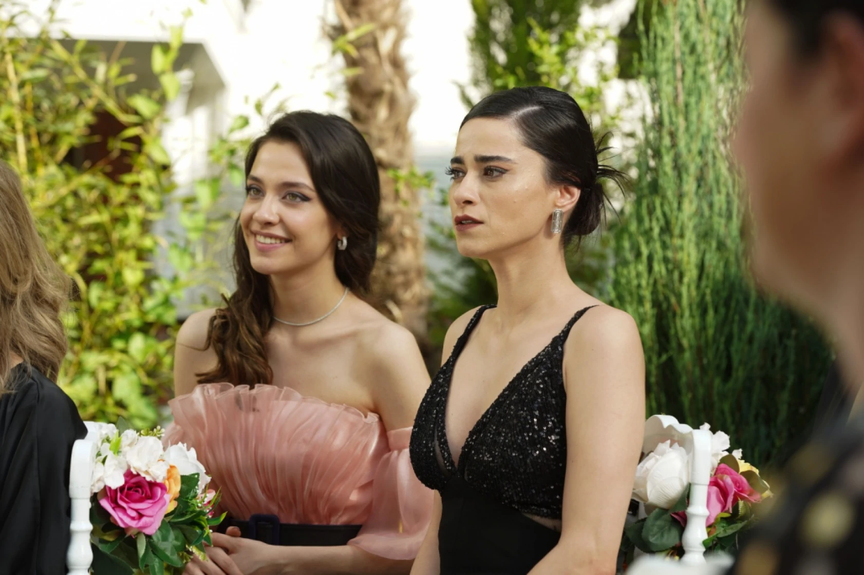 Yüz Yıllık Mucize'de Harika, Kemal'le bağlarını koparıyor