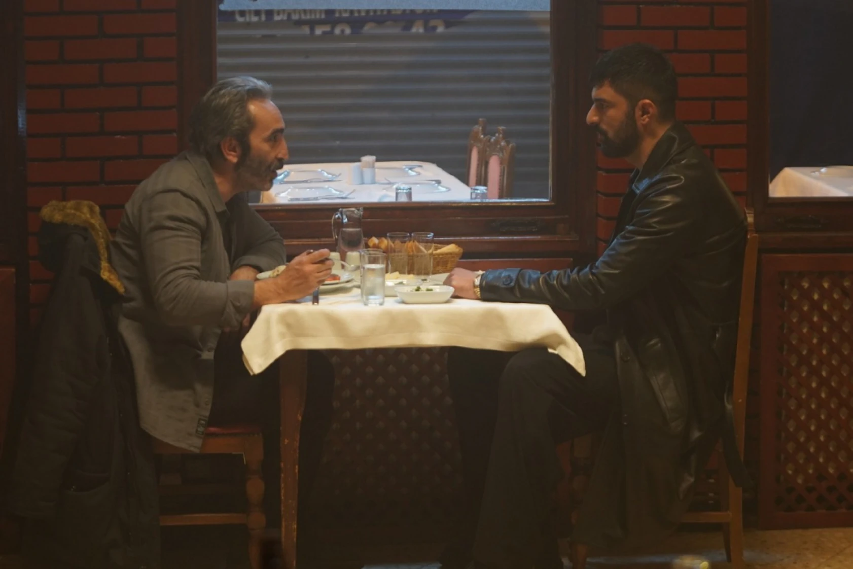 Adım Farah 8. bölüm özeti ve kareleri yayınlandı