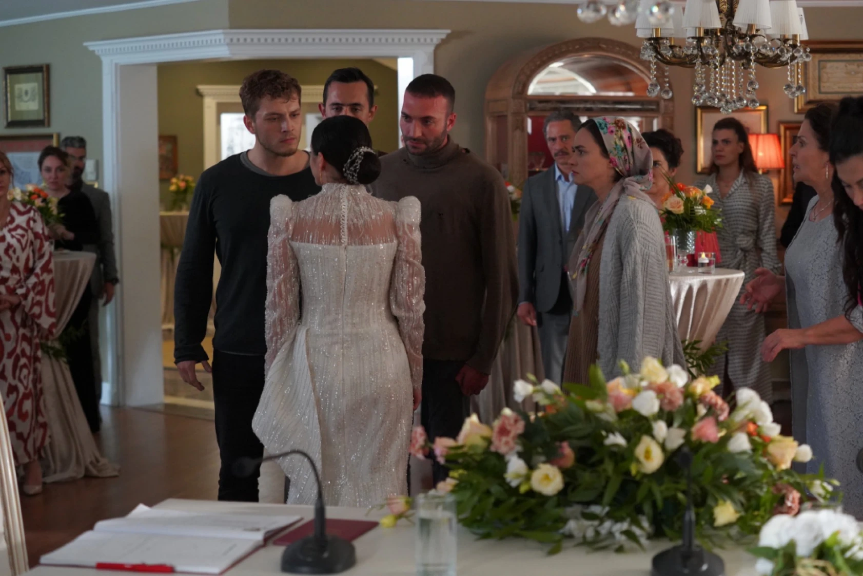 Ateş Kuşları'nın ikinci sezonundan ilk tanıtımı yayınlandı