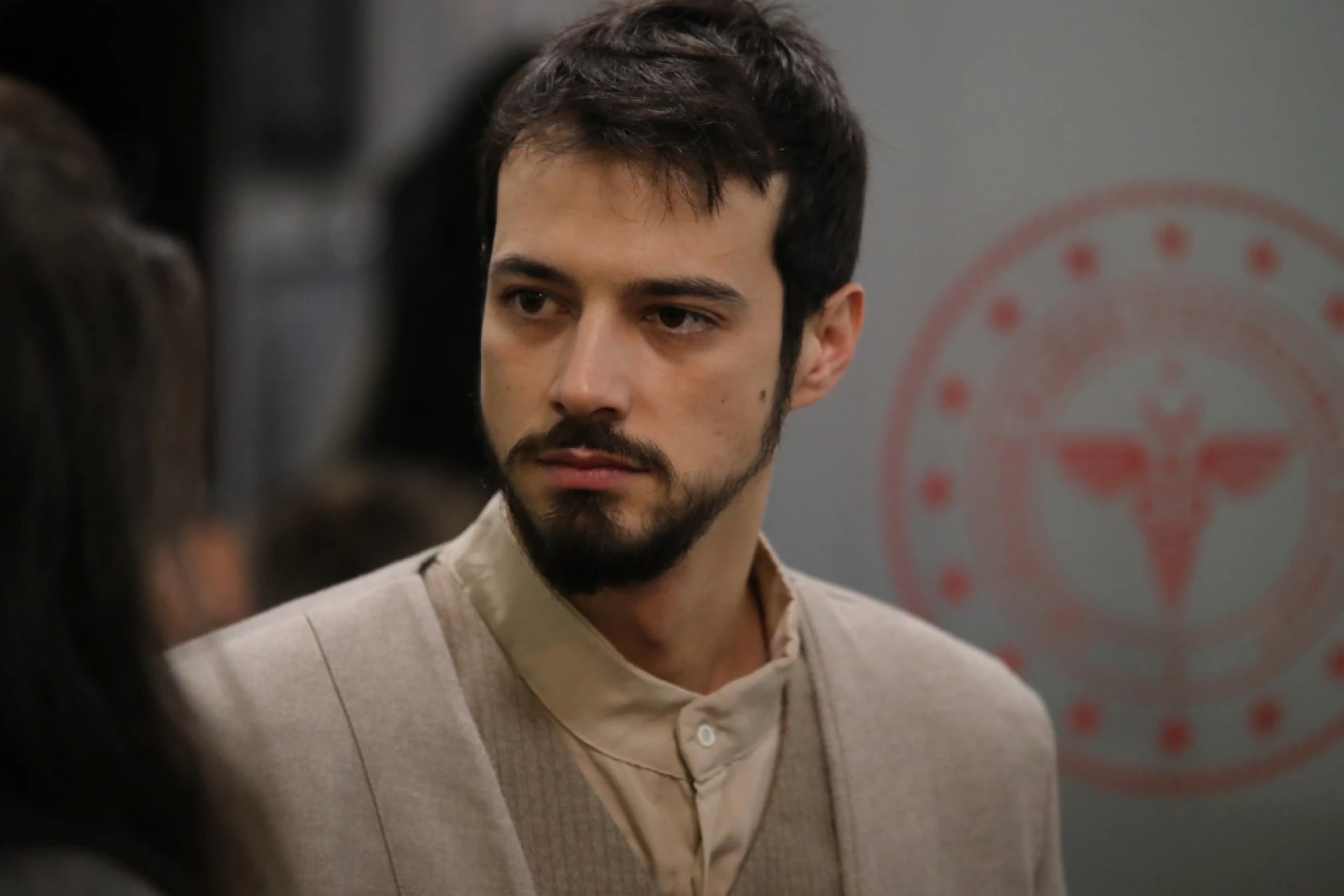 Kızıl Goncalar 2. bölüm özet ve fotoğrafları yayınlandı