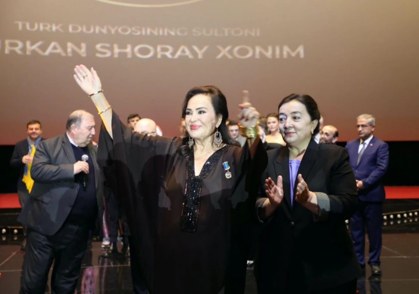 Özbekistan Türk Filmleri Haftası'na Türkan Şoray damgası