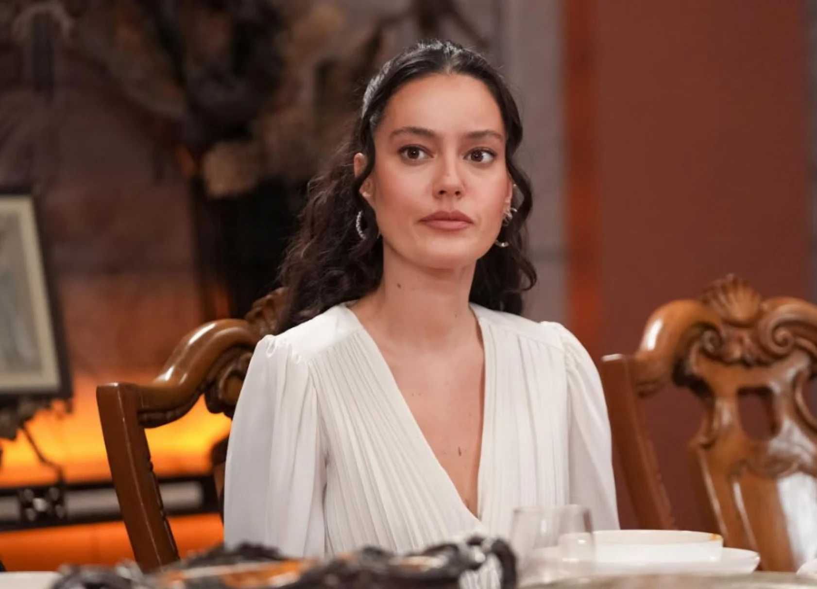 Seyran ve Suna karşı karşıya geliyor