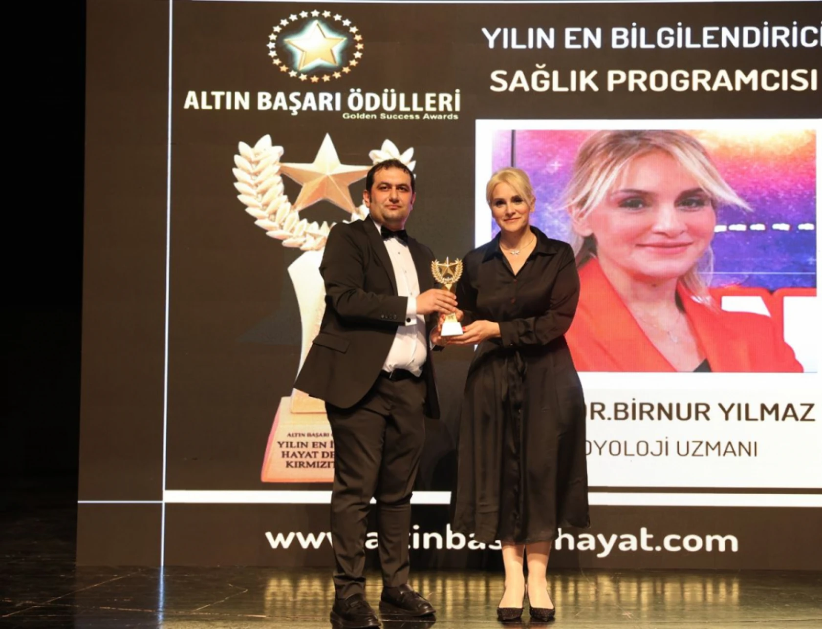 En İyiler, İstanbul'da 18. Altın Başarı Ödülleri'nde buluştu