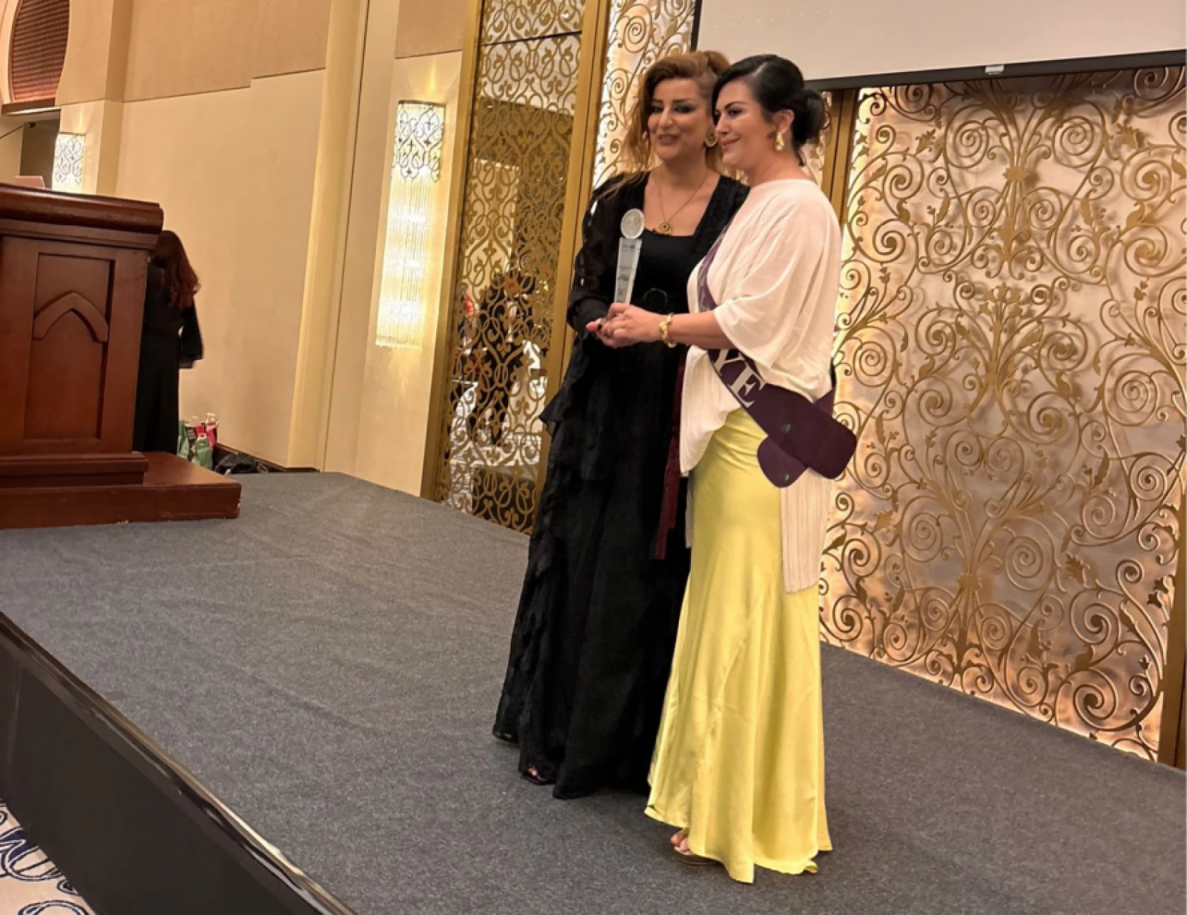 Ressam Pınar Tuba Biçmen'den Dubai çıkarması! Türkiye'yi başarıyla temsil etti!