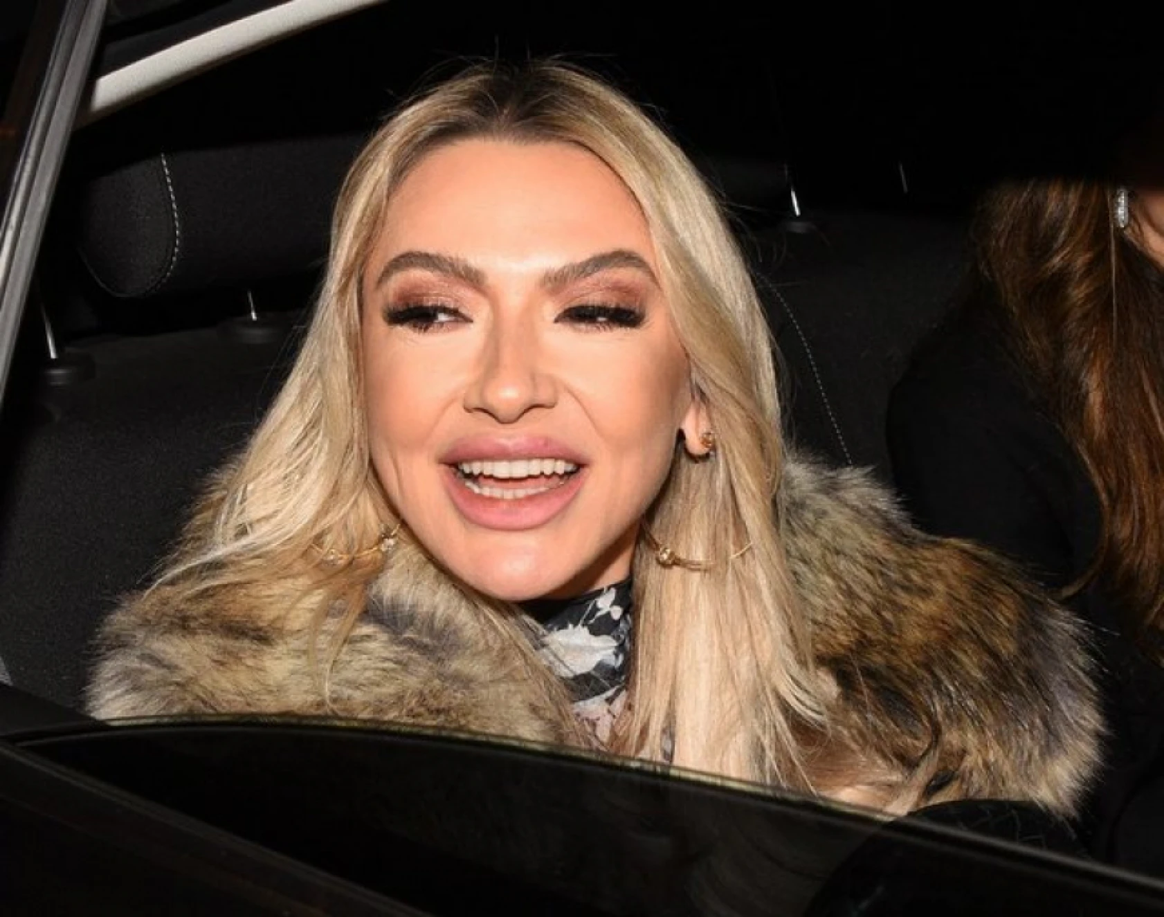 Şarkıcı Hadise, yeni yıldan ne diledi?
