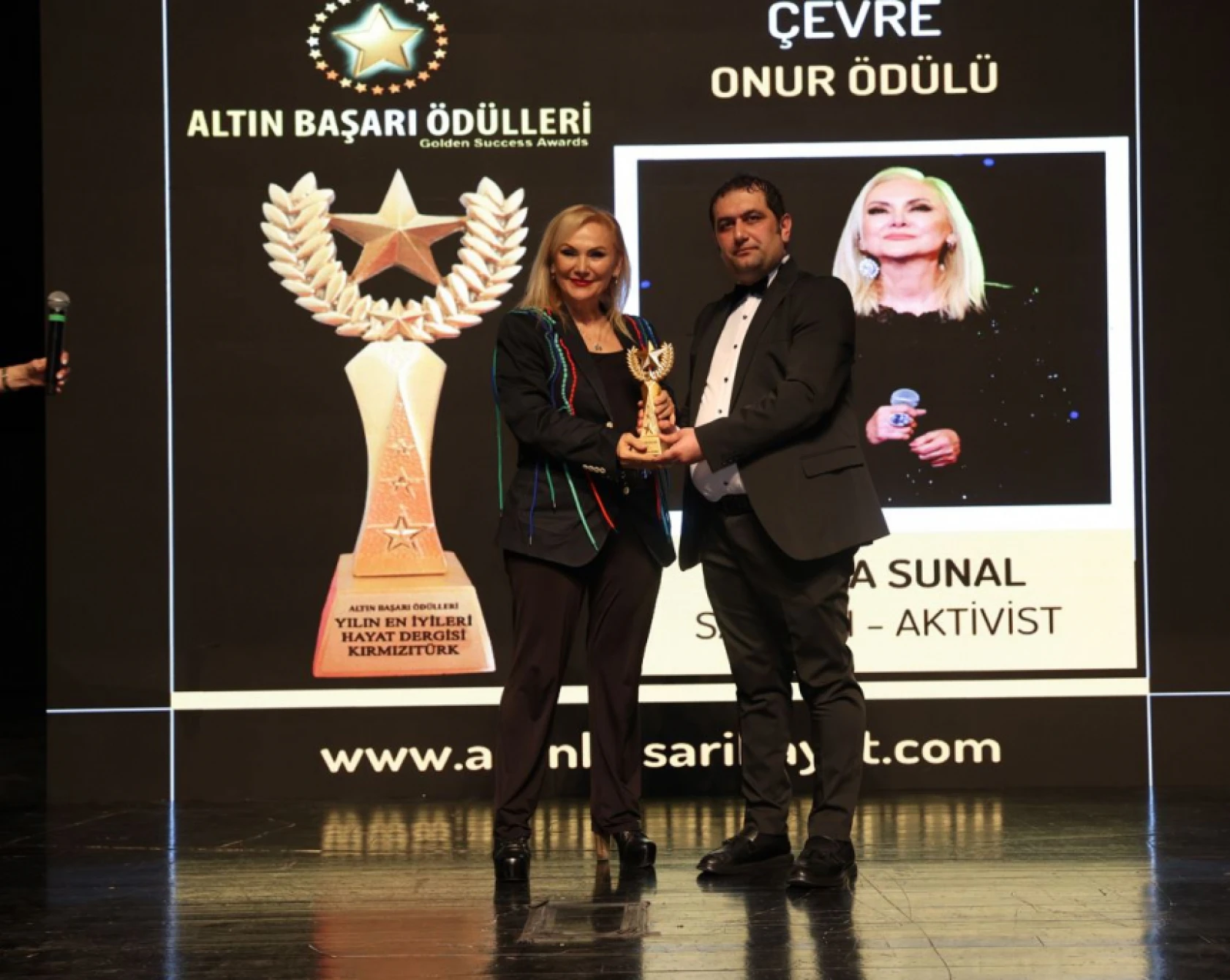 En İyiler, İstanbul'da 18. Altın Başarı Ödülleri'nde buluştu