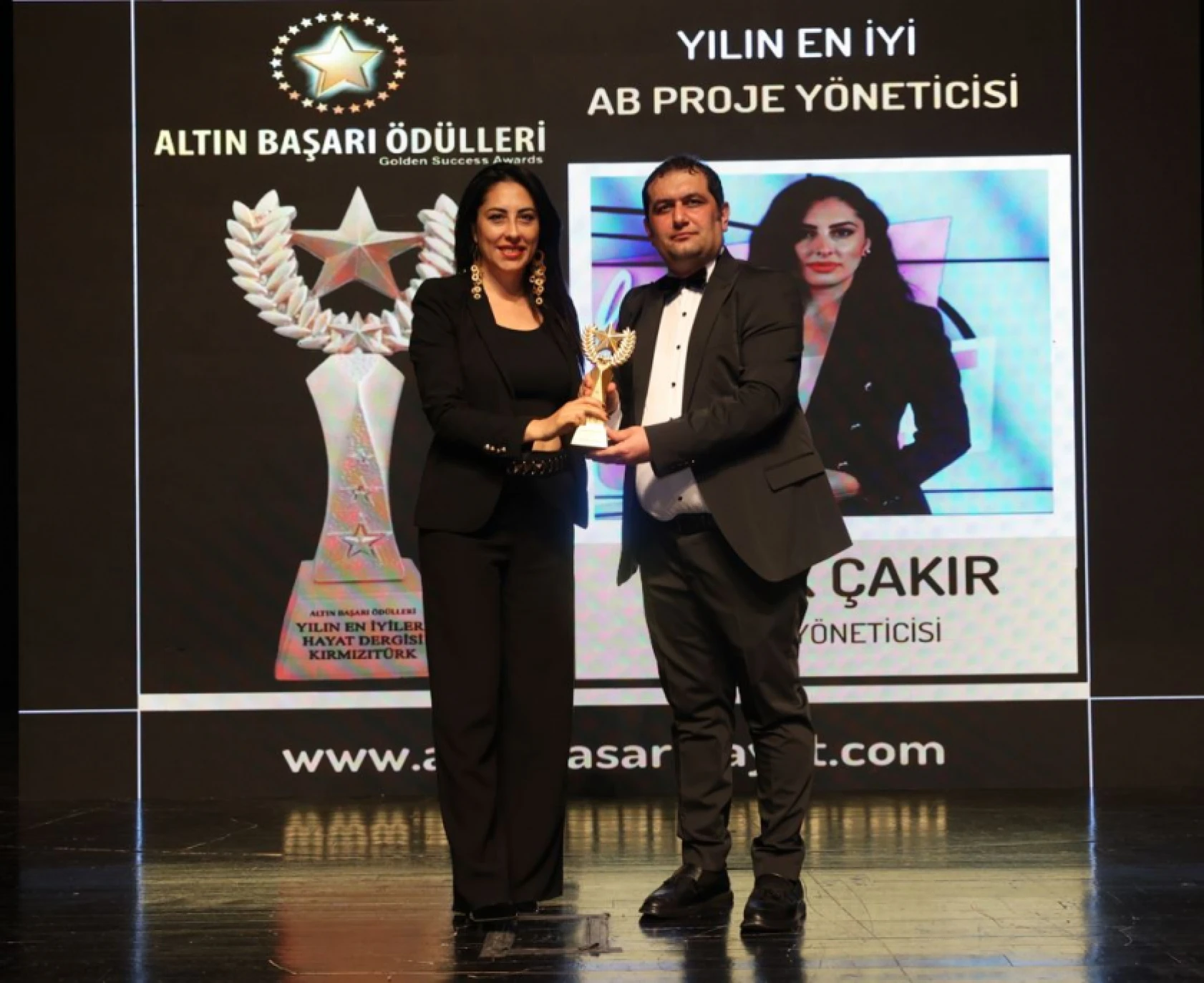 En İyiler, İstanbul'da 18. Altın Başarı Ödülleri'nde buluştu