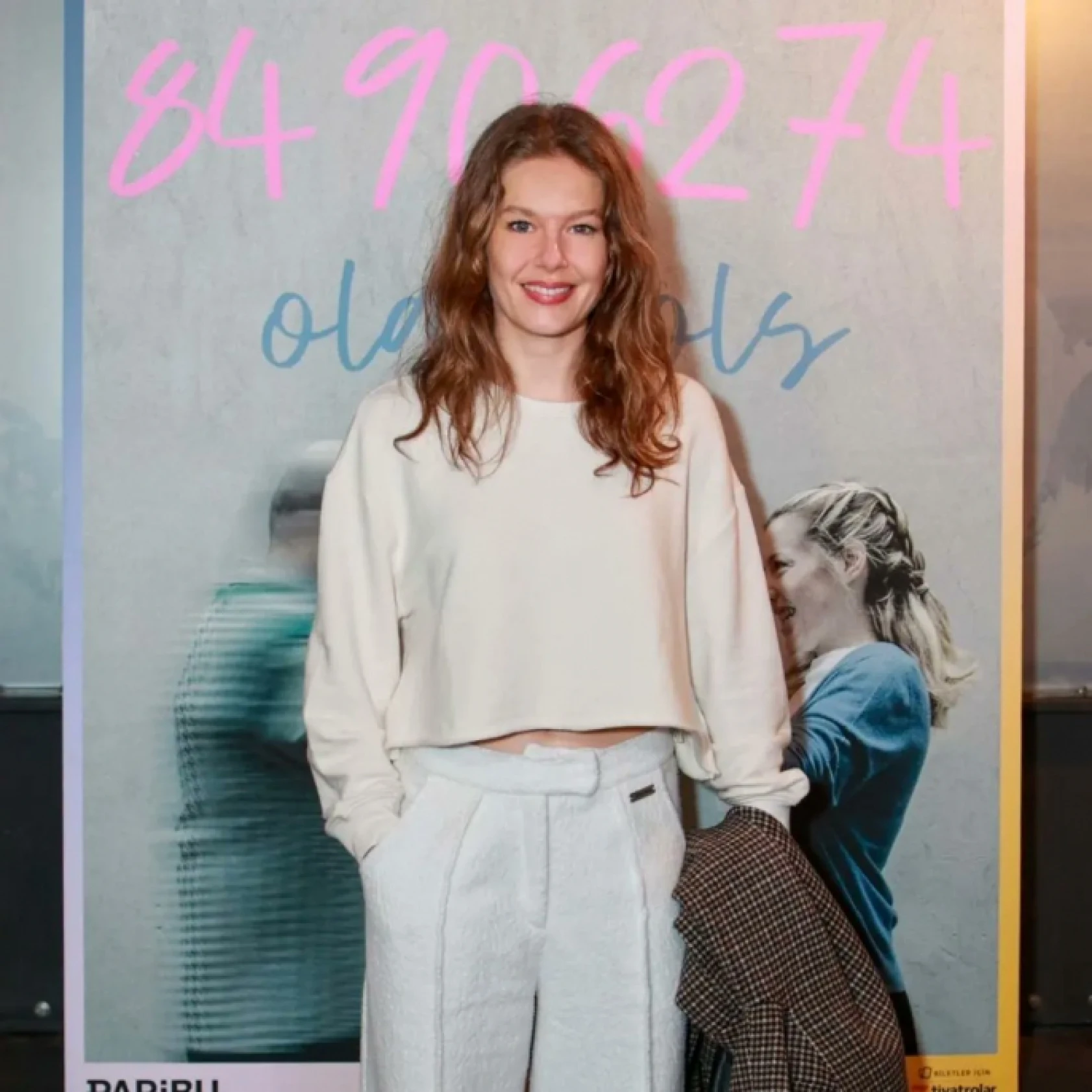 '84 90 62 74/ Old Fools' oyununun prömiyerine ilgi yoğun oldu