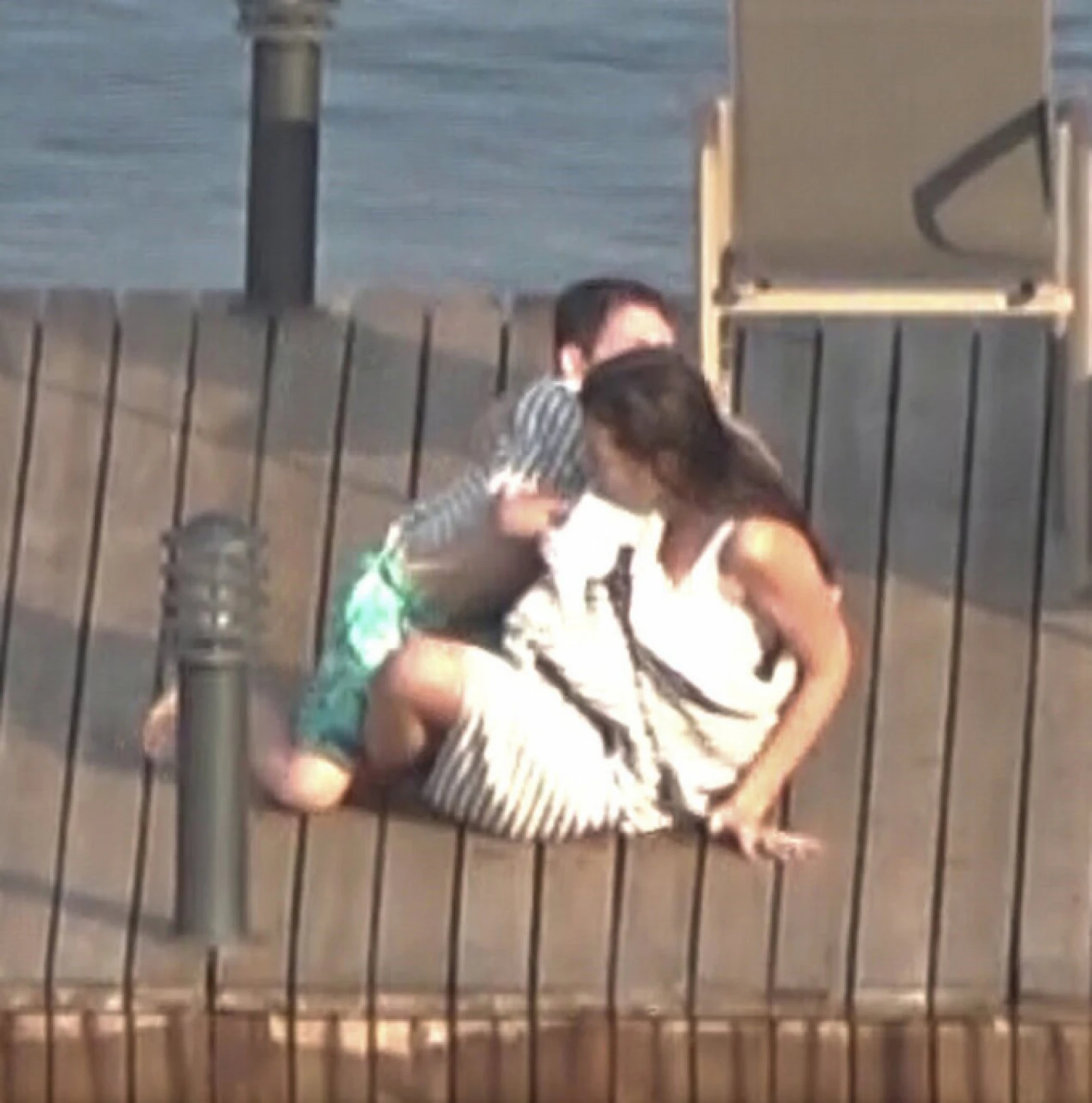 Hatice Şendil, iskelede düştü