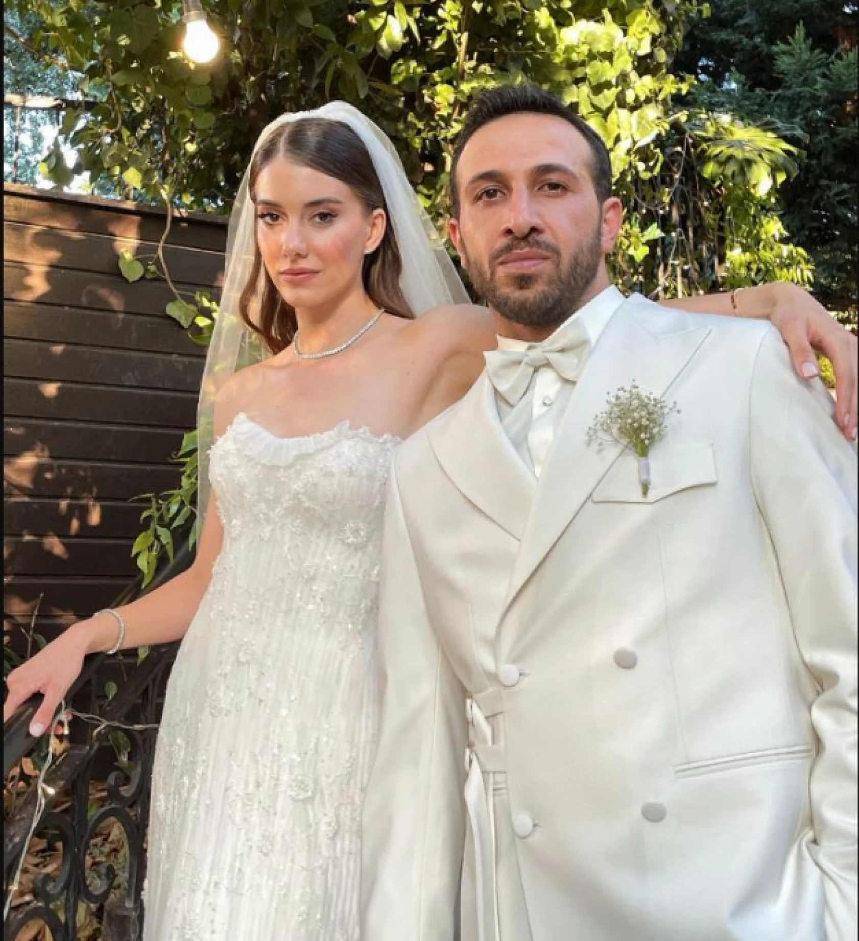 Ersin Arıcı ve Beril Pozam evlendi İşte düğünden kareler…