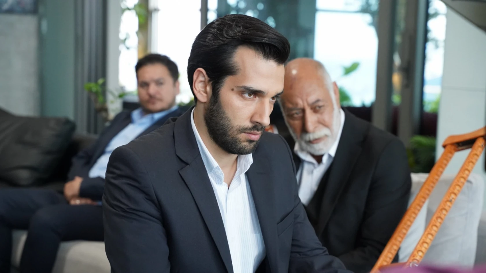 Yalı Çapkını'nda Abidin'den beklenmeyen hamle