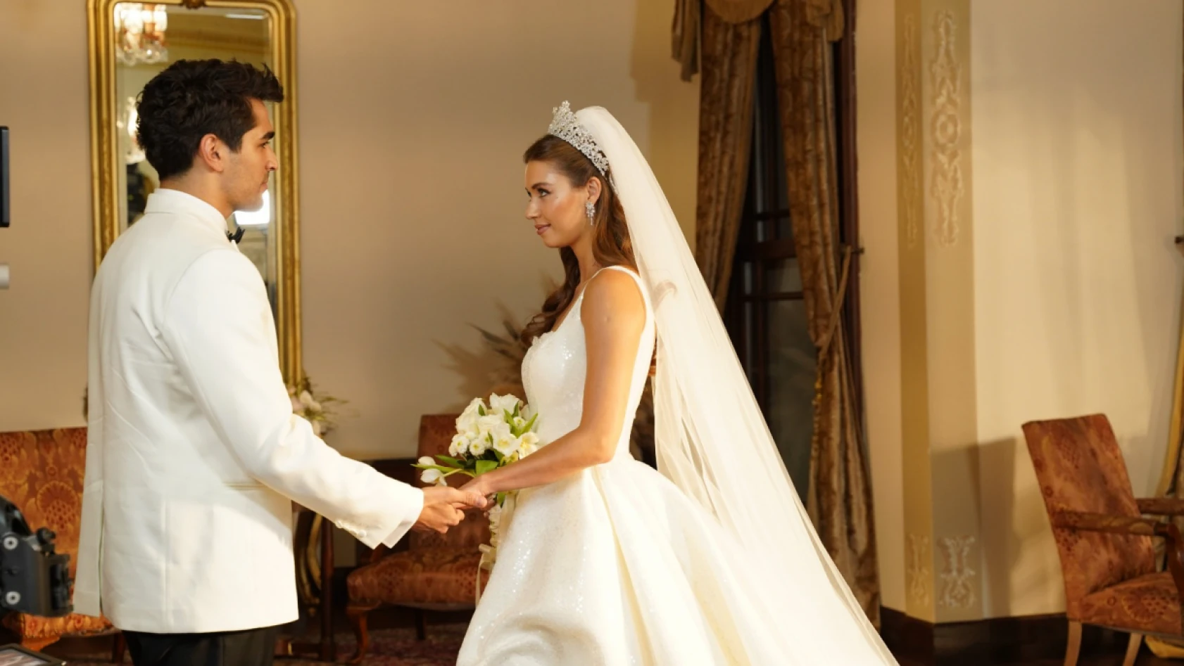 Yalı Çapkını'nda Seyran ve Ferit yeniden evleniyor