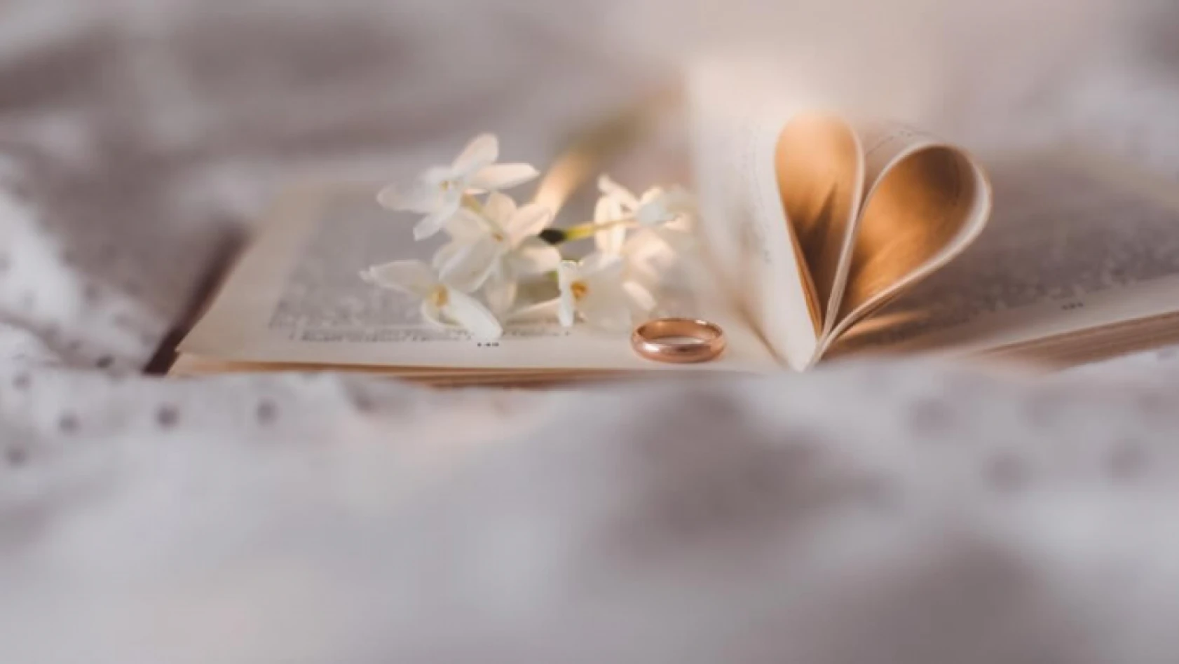 D&R'dan evlilik yolundayken okunması gereken kitaplar
