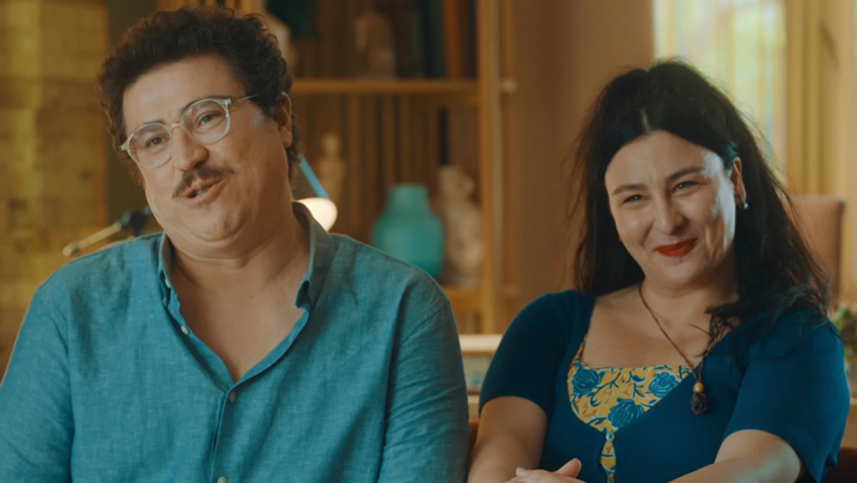 İbrahim Büyükak ve Yasemin Sakallıoğlu'nu buluşturan 'Mutluyuz' filminden ilk teaser yayınlandı