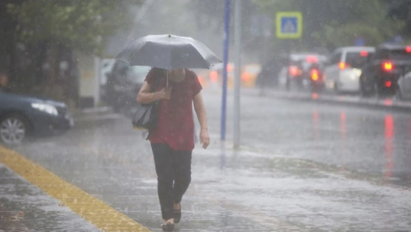Meteoroloji'den İstanbul dahil 17 il için sağanak uyarısı