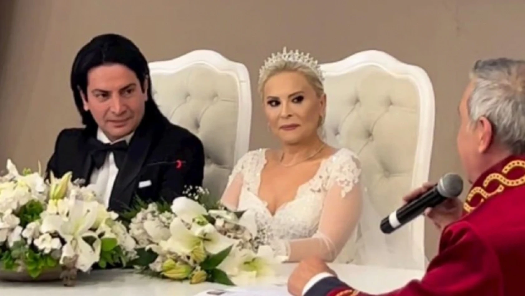 Şarkıcı Murat Başaran ile Ayten Öztürk evlendi