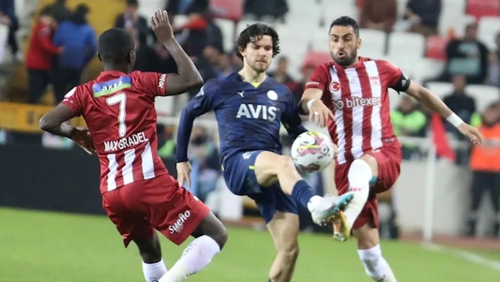 Sivasspor-Fenerbahçe maçında galip çıkmadı, tur İstanbul'a kaldı