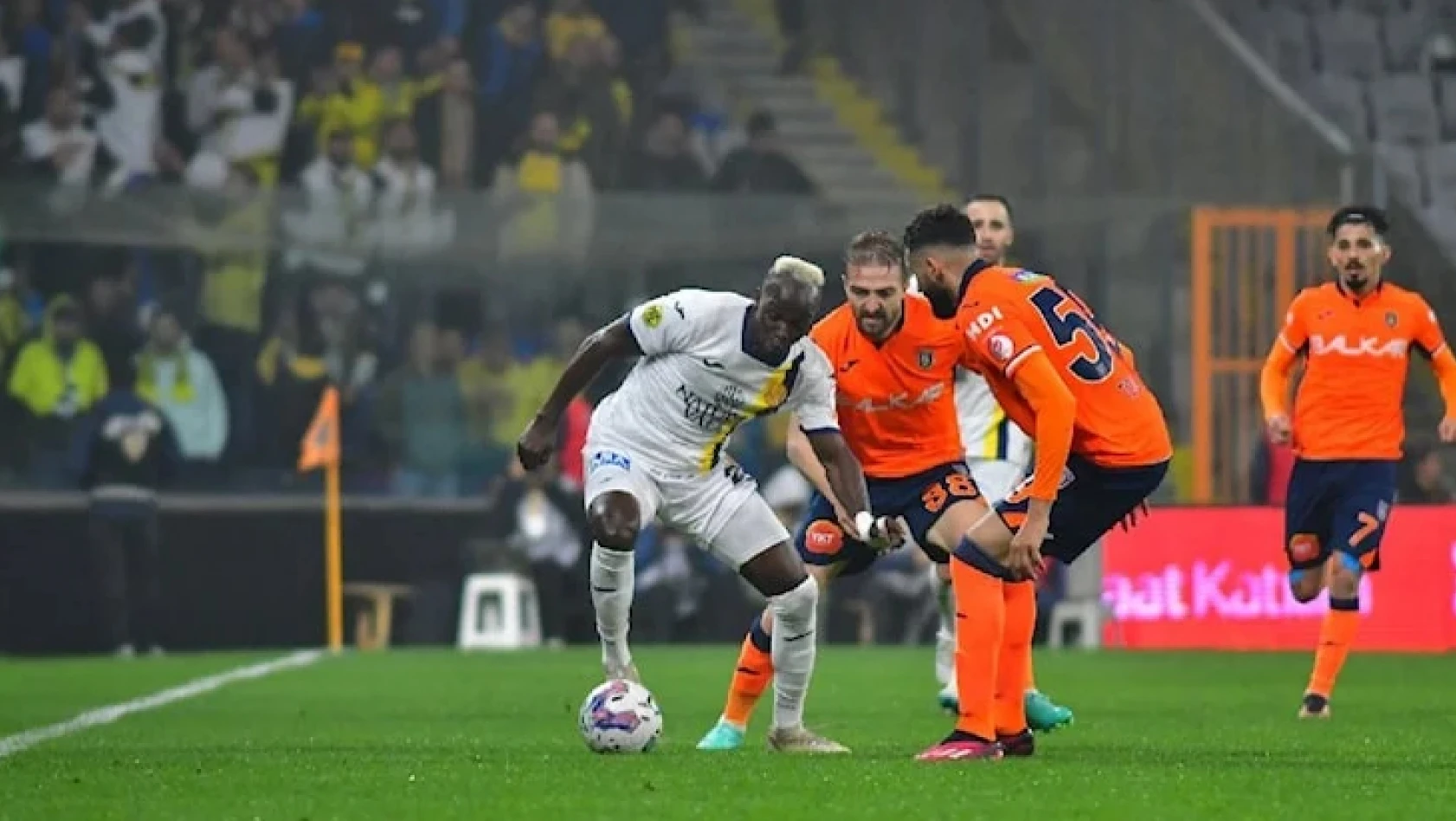 Türkiye Kupası'nda Başakşehir, Ankaragücü karşısında avantajı kaptı: 1-0