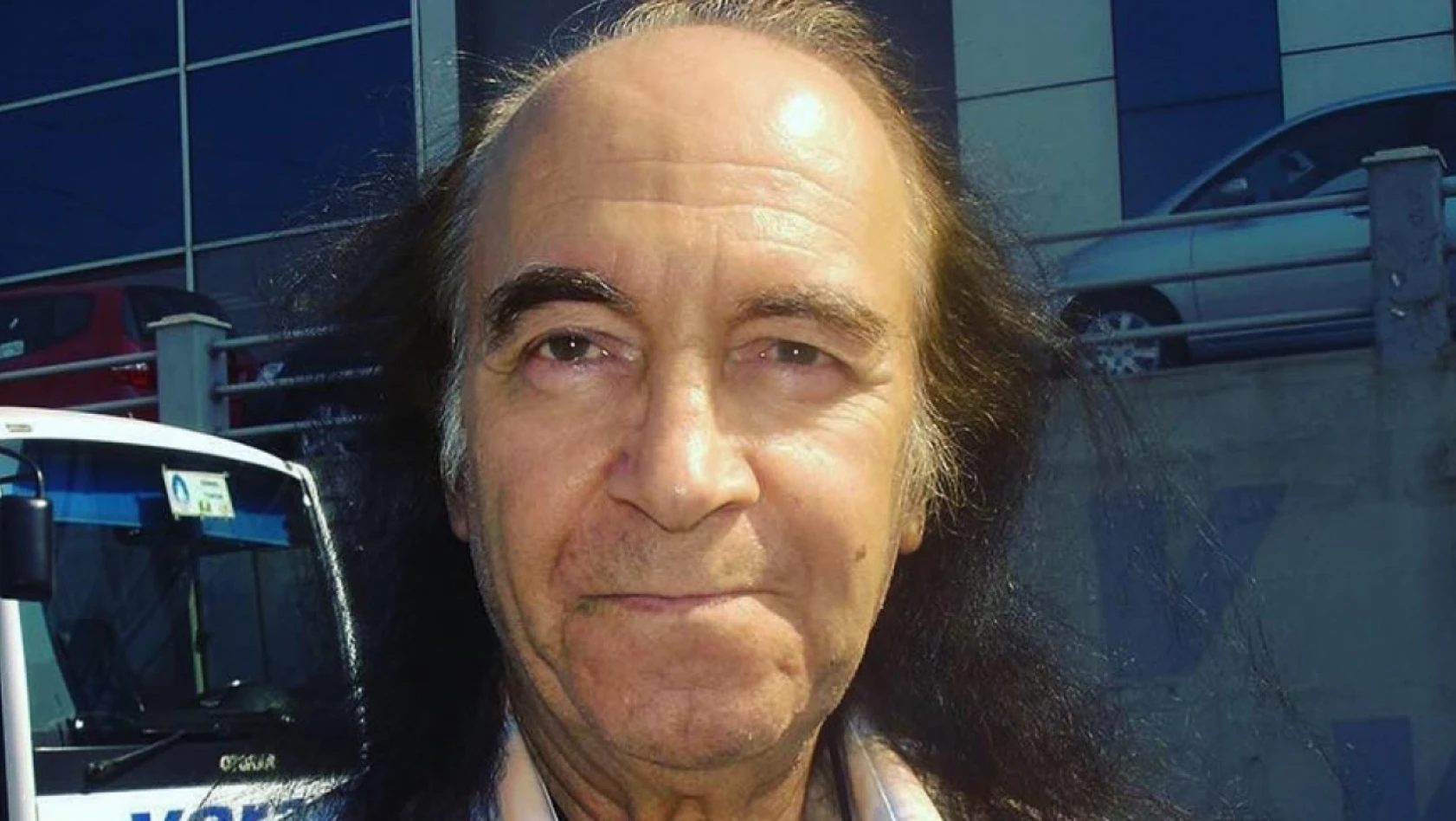 Usta sanatçı Erkin Koray hayatını kaybetti