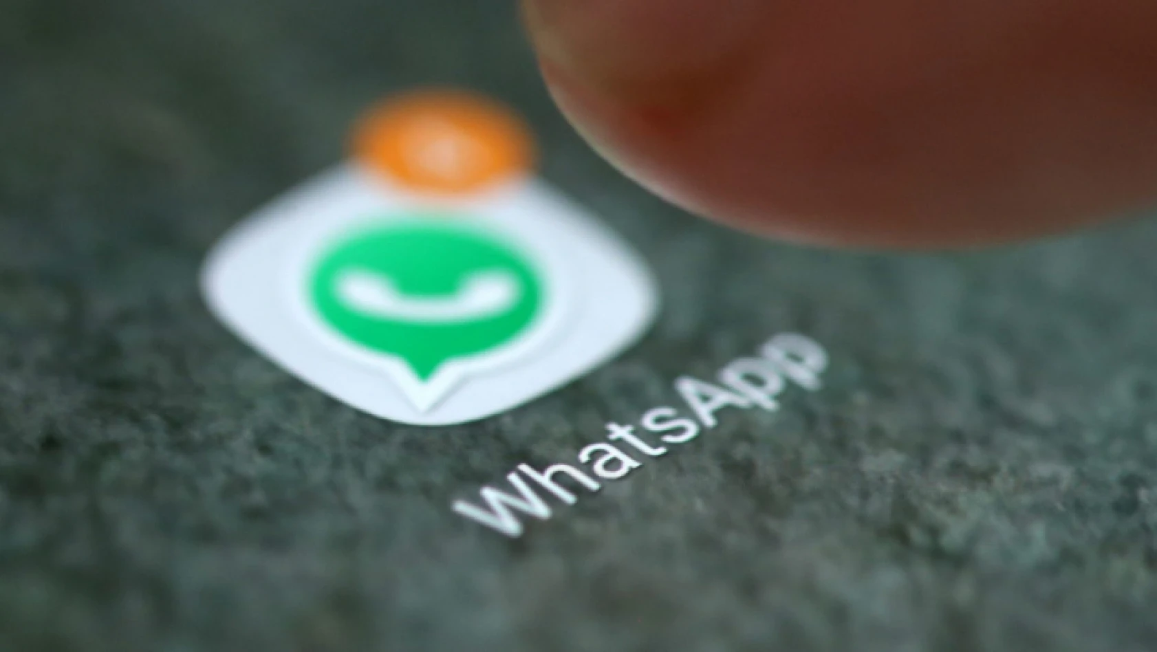 WhatsApp'tan Instagram'a göz kırpan yeni özellik