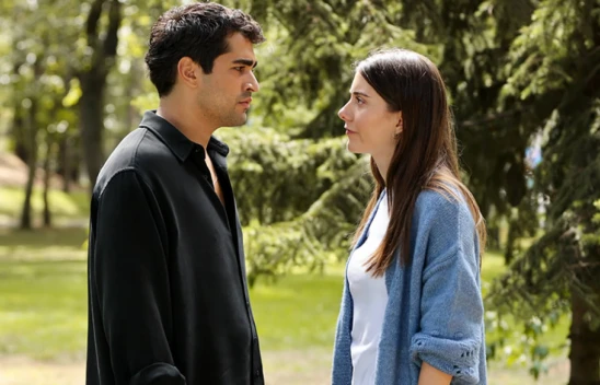 Suna büyük sırrı gizlemek için her şeyi göze alıyor