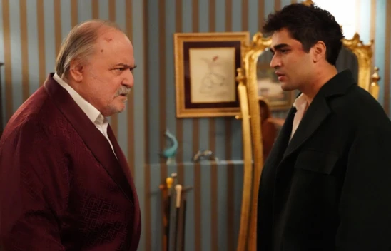 Yalı Çapkını'nda Ferit köşeye sıkışıyor