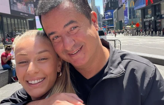 Acun Ilıcalı ile Ayça Çağla Altunkaya'nın düğün davetiyesi ortaya çıktı! Dikkat çeken detay...