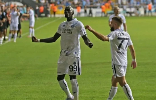 Adana Demirspor, Osijek'i 5-1 mağlup ederek tur perdesini araladı