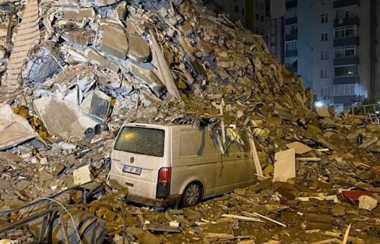 AFAD'dan deprem sonrası uyarı! 'Hayati durumlar dışında telefon kullanmayın'