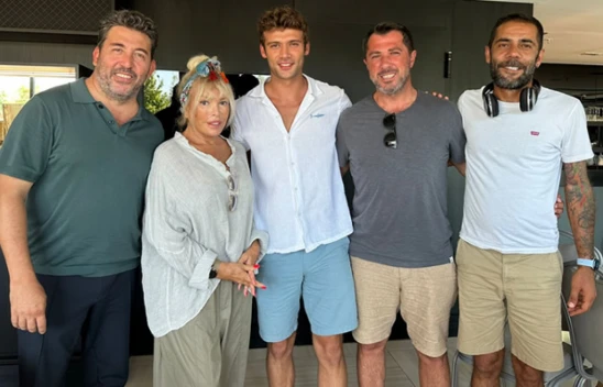 Ajda Pekkan'dan Dönence ekibine sürpriz ziyaret