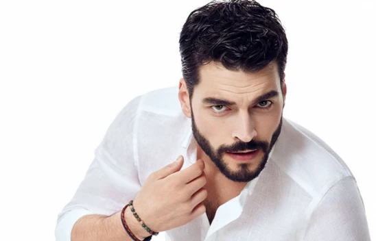 Akın Akınözü'nün hayranları seferber oldu