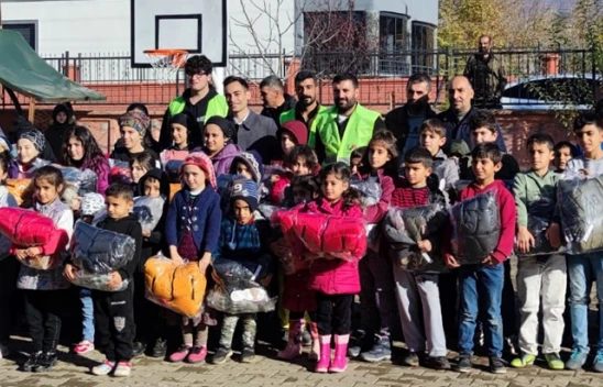 Mehmet Berk Ergin ve Avrupa Yetim-Der, Bingöl'de yüzlerce çocuğun yüzünü güldürdü