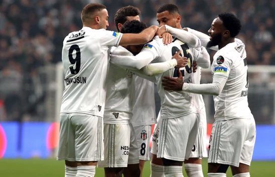 Beşiktaş, Adana Demirspor'un yenilmezlik serisini sonlandırdı