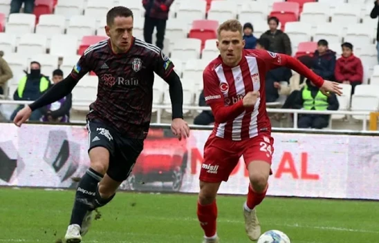 Beşiktaş, Sivasspor deplasmanında dondu kaldı: 1-0