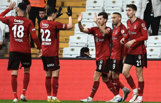 Beşiktaş, Türkiye Kupası'nda Eyüpspor'u 4 golle devirdi