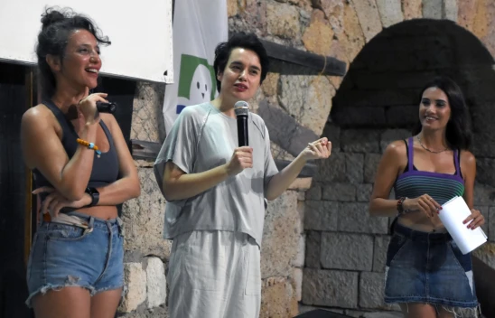 Beşkapılar Kalesi'nde bir kedi Sesi 'Zuhal'