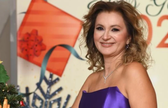 Dr. Yasemin Savaş, 2024'te 'Estetikte Doğal Dokunuş' mesajını verdi