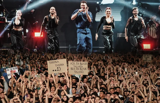 Edis'e 70 bin kişilik konserde sevgi seli